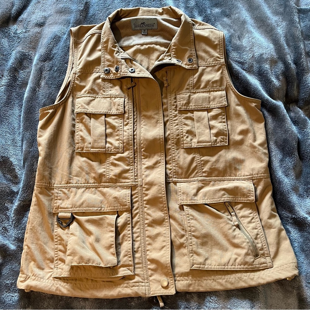 Travel Smith Vest Men's Medium Fishing Hunting Beige Tan Nylon Zip D Ring